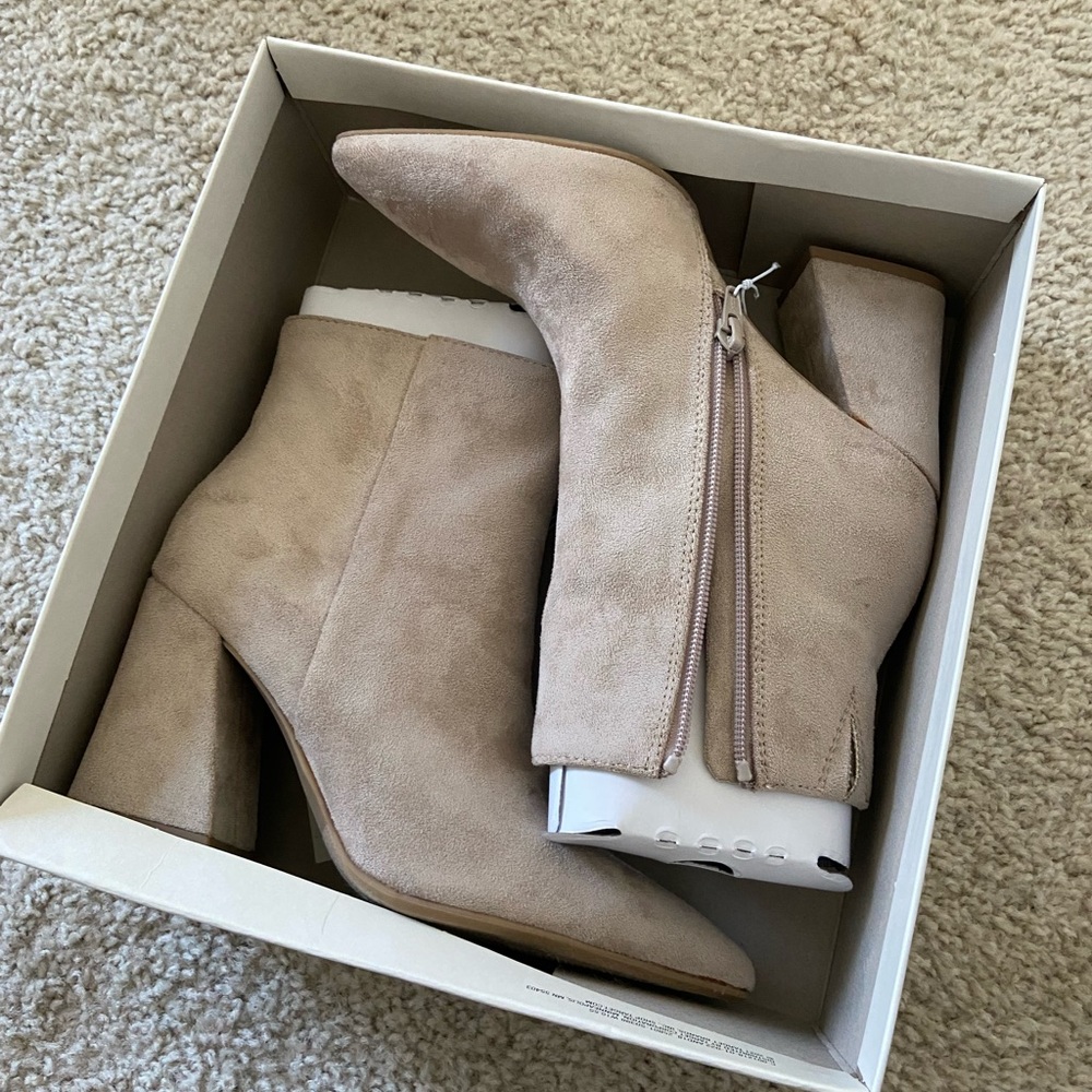 Nwt Target A New Day Cullen Ankle Boots Taupe 6.5 - image 3